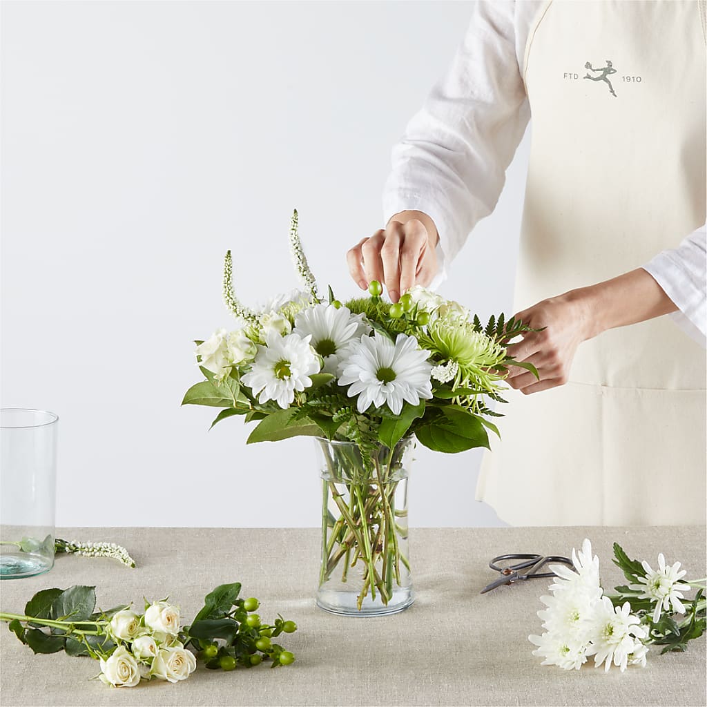 Irish Garden - A Florist Original – Sunflowershop Llc, Orlando FL