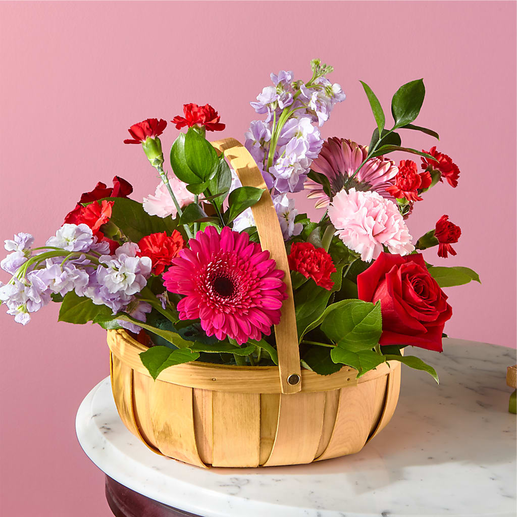 Pink Picnic Basket – Sunflowershop Llc, Orlando FL