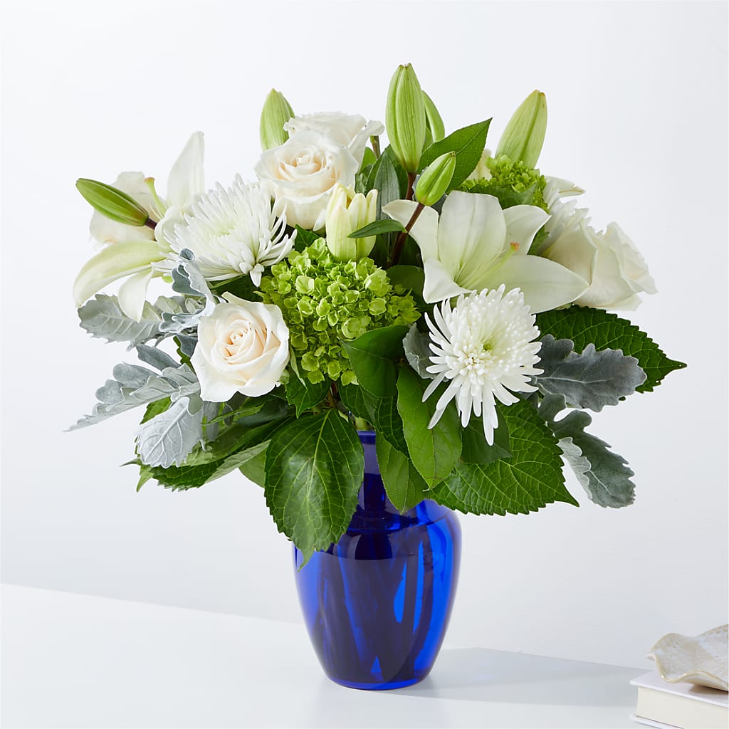 Snowy Dreams Bouquet – Sunflowershop Llc, Orlando FL