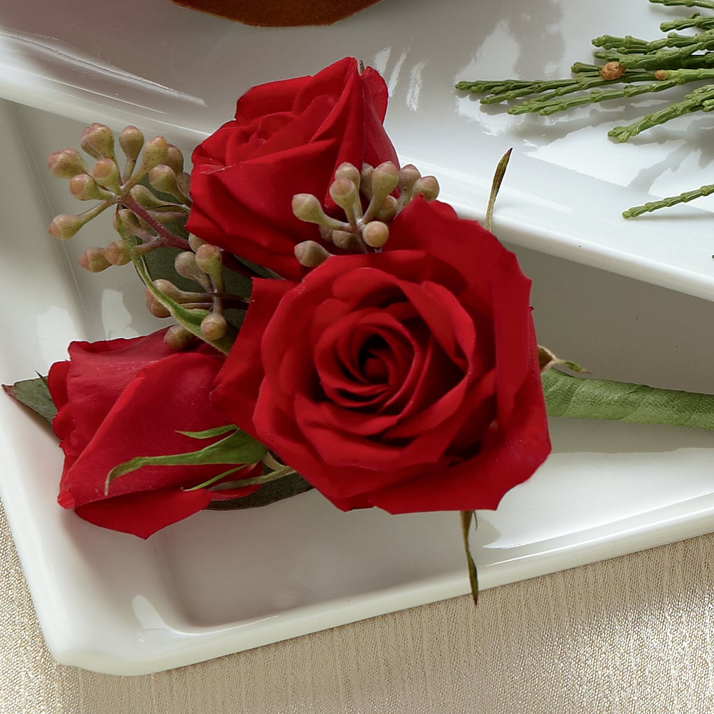 Red Spray Rose Boutonniere – Sunflowershop Llc, Orlando FL