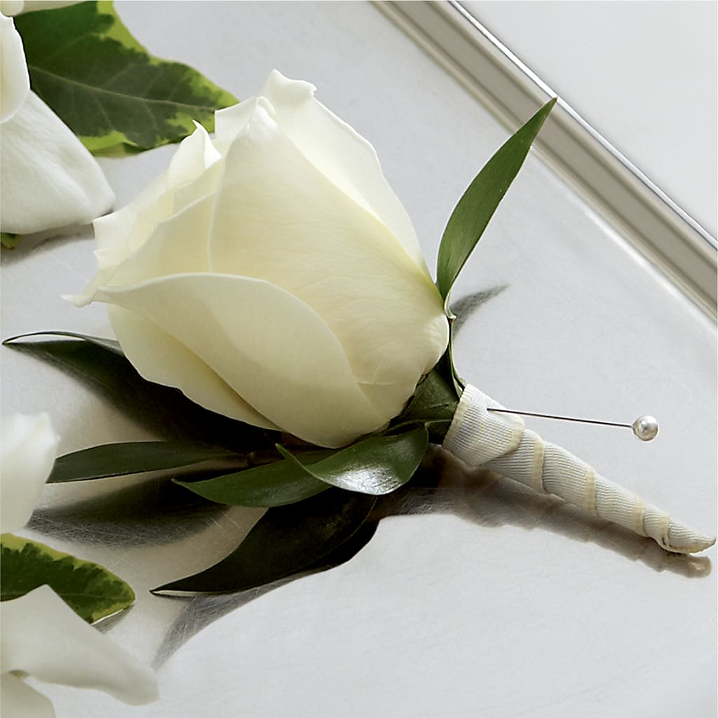 White Rose Boutonniere – Sunflowershop Llc, Orlando FL