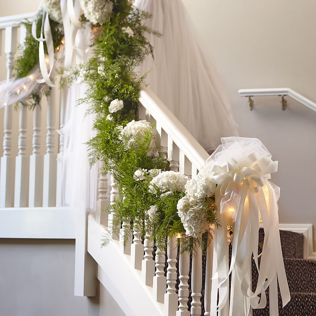Champagne Dreams Garland – Sunflowershop Llc, Orlando FL