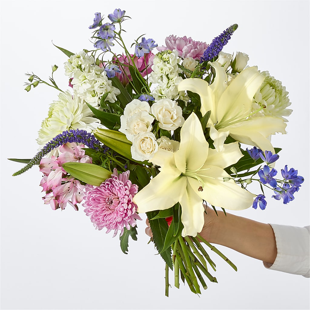 Winter Celebration Bouquet –  Sunflowershop Llc, Orlando FL