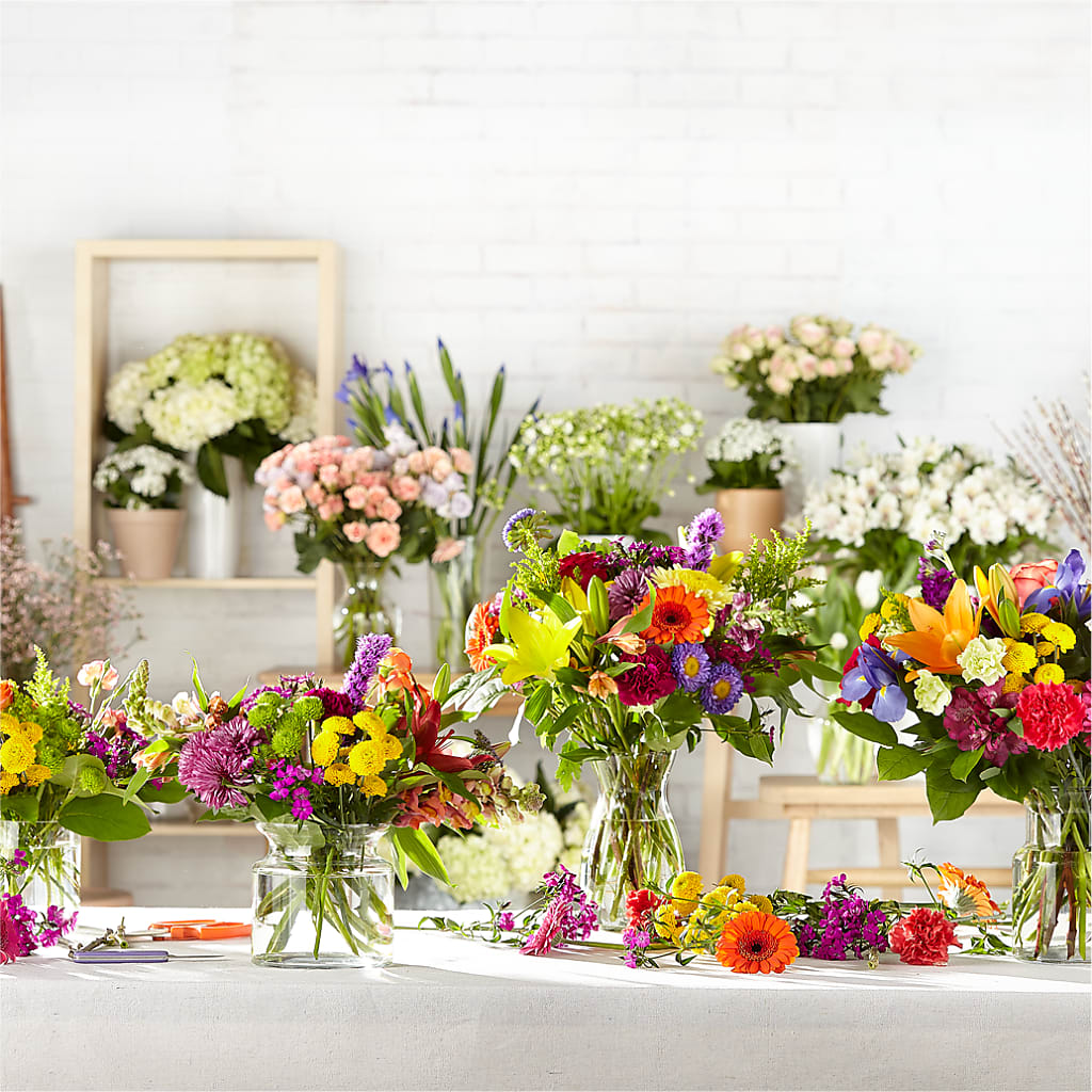 Bold & Bright – A Florist Original –  Sunflowershop Llc, Orlando FL