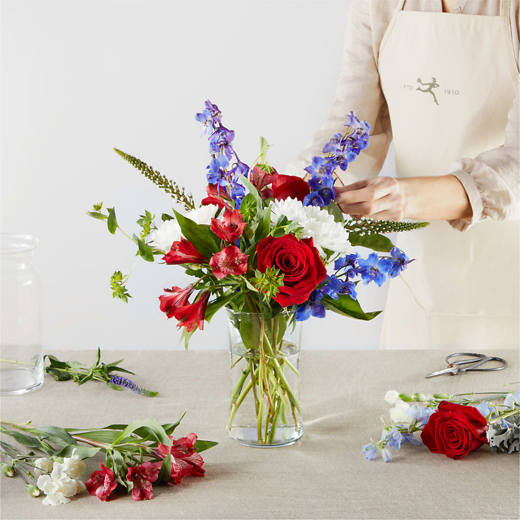 Star Spangled - A Florist Original –  Sunflowershop Llc, Orlando FL