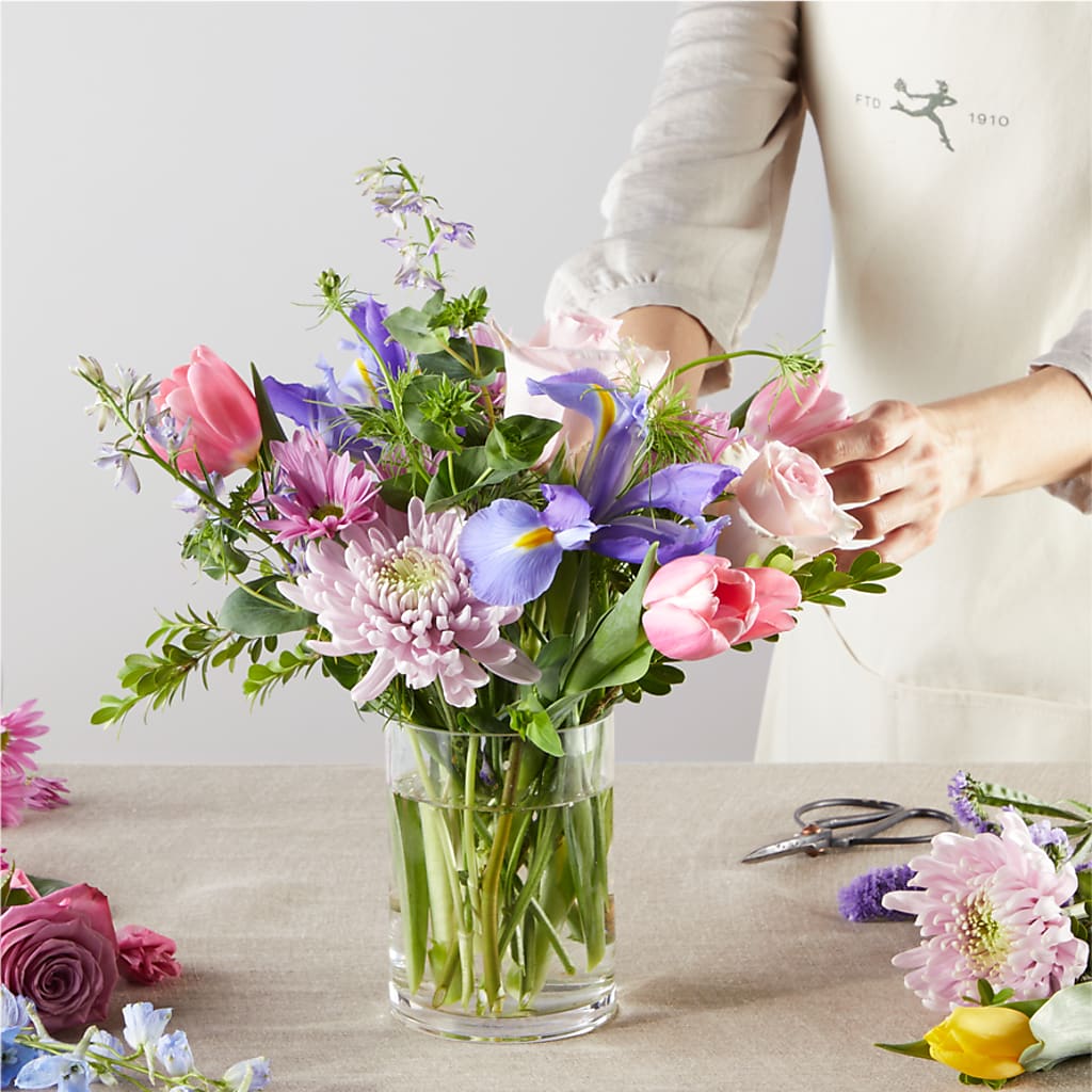 Pastel Tradition - A Florist Original –  Sunflowershop Llc, Orlando FL