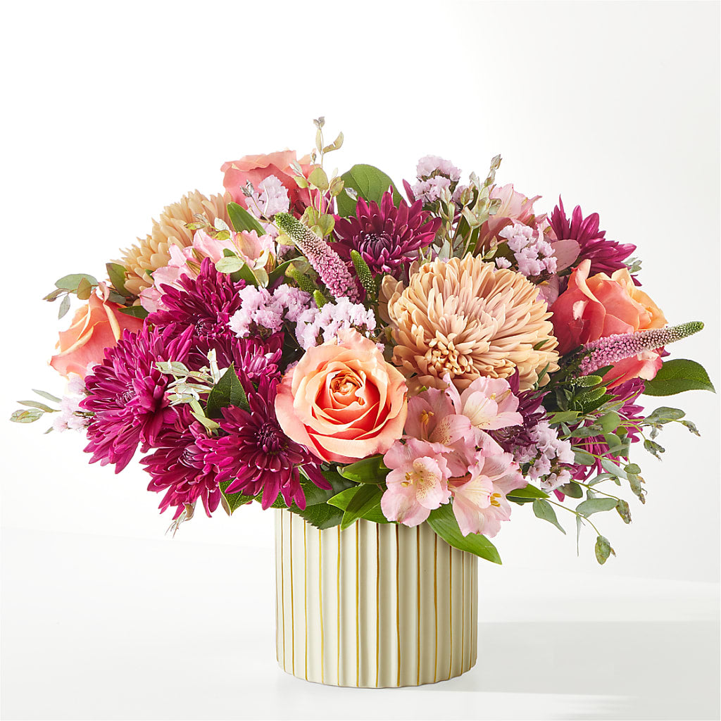Berry Cobbler Bouquet with Ivory Vase –  Sunflowershop Llc, Orlando FL