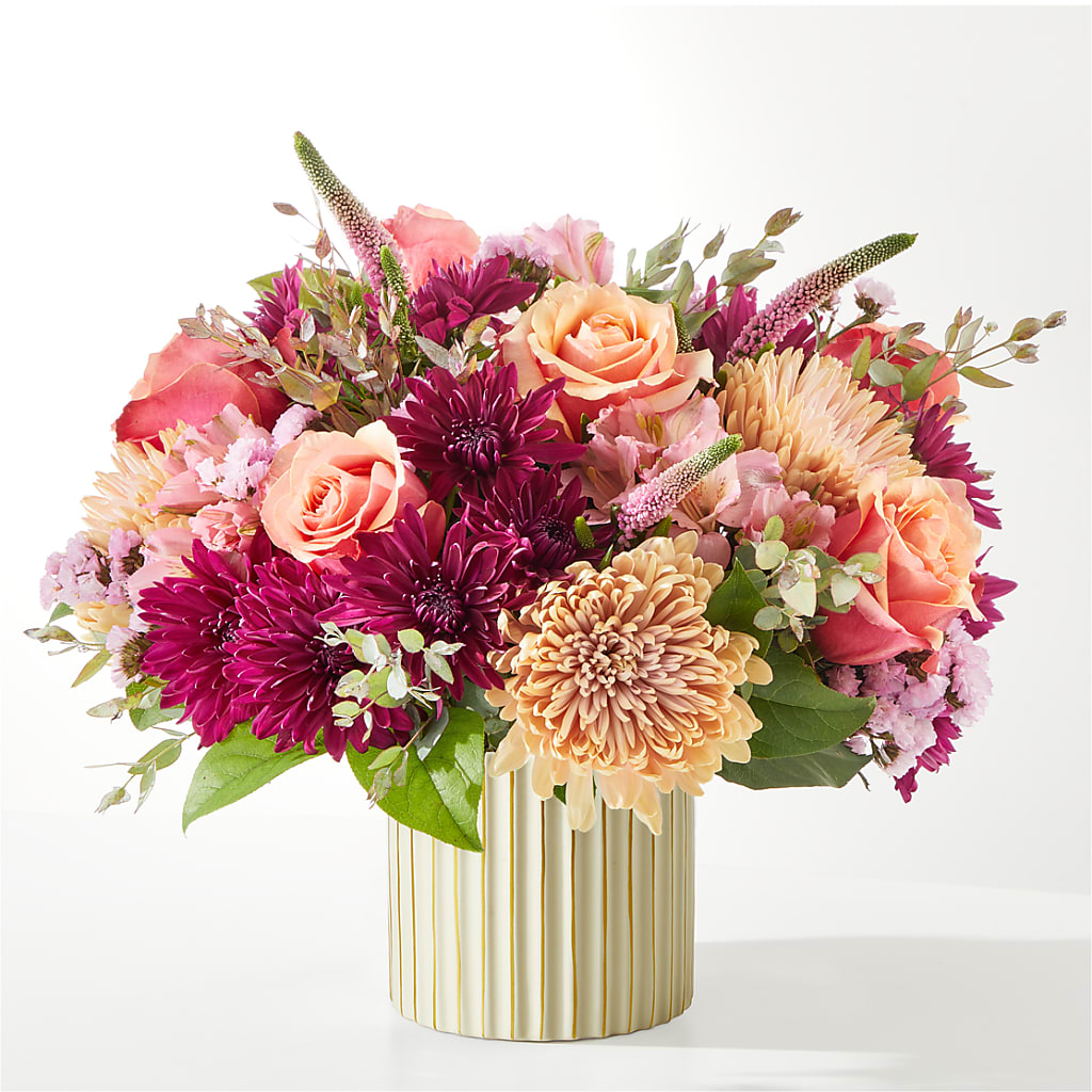 Berry Cobbler Bouquet with Ivory Vase –  Sunflowershop Llc, Orlando FL