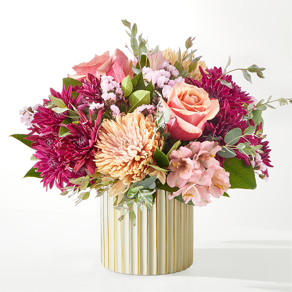 Berry Cobbler Bouquet with Ivory Vase –  Sunflowershop Llc, Orlando FL