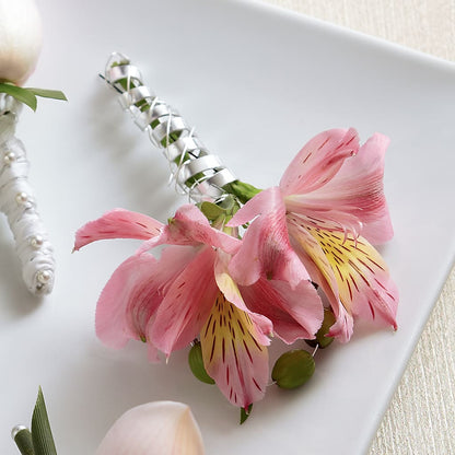 Pink Peruvian Lily Boutonniere –  Sunflowershop Llc, Orlando FL